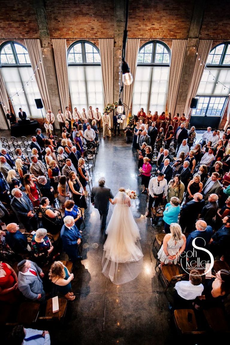 Best Wedding DJ in Cincinnati