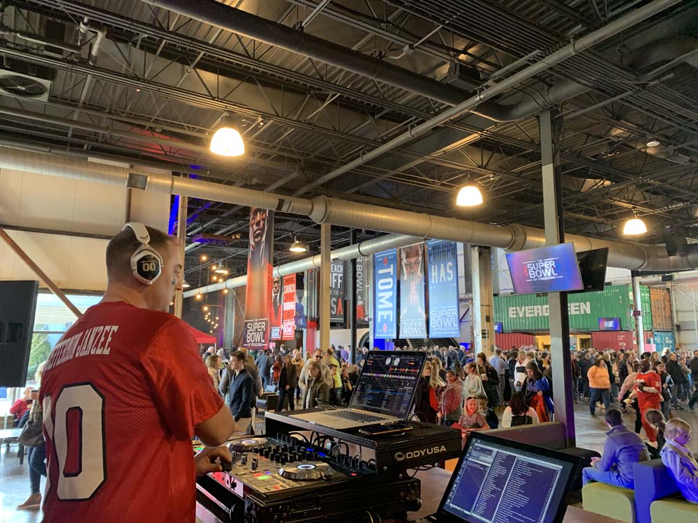 Corporate Event Party with DJ